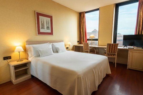 Sunotel Aston Main image