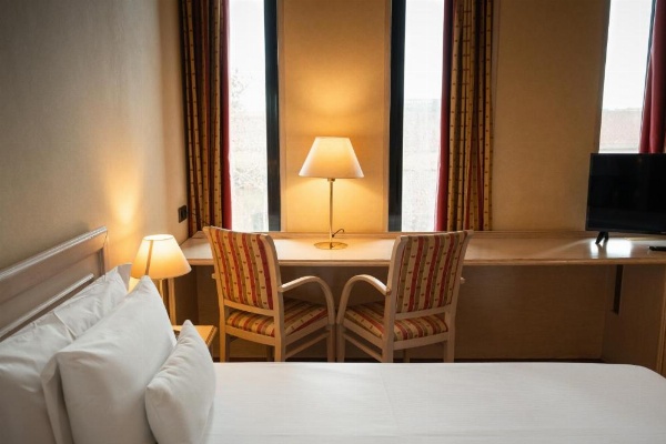 Sunotel Aston image 26